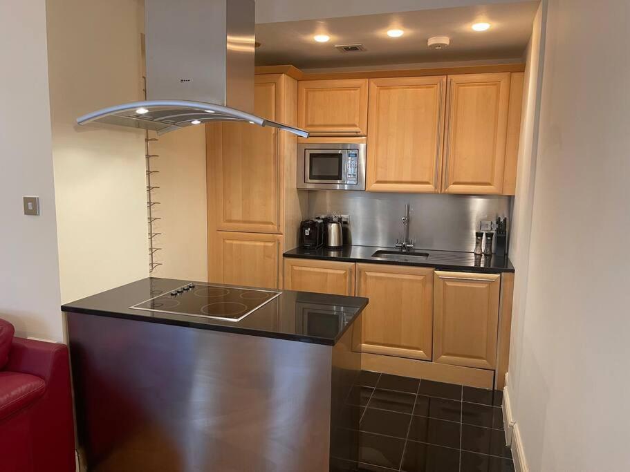 Luxurious Serviced Apt Next To The City Of London And Tower Bridge Apartment Exterior photo